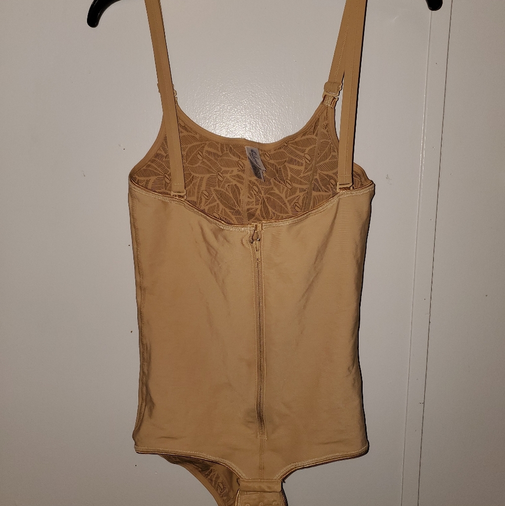 Leonisa bodysuit shapewear